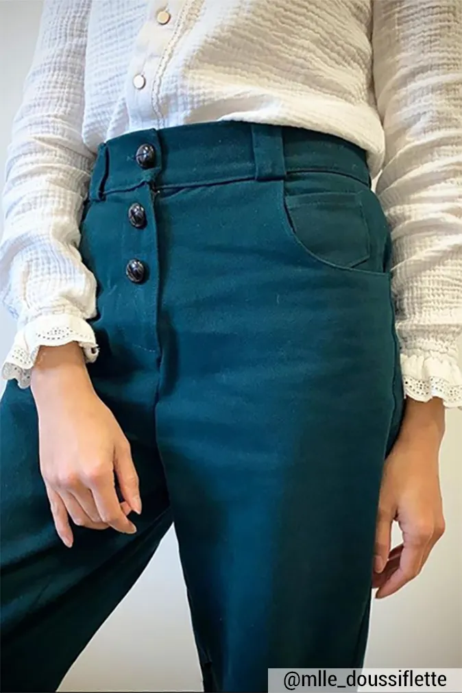 Réalisation du patron de couture du pantalon Jade de Cha' coud