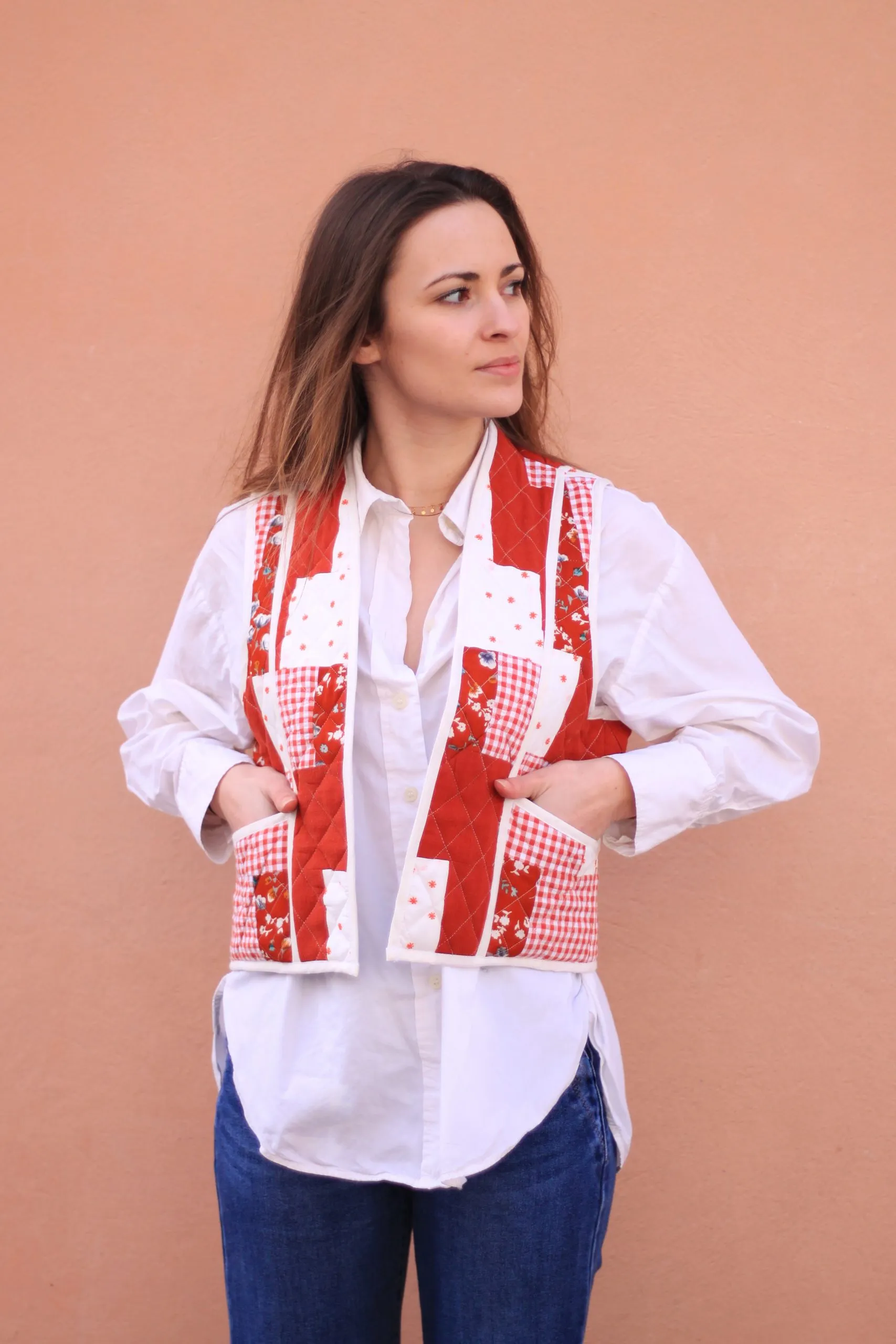 Réalisation du patron de couture du gilet Méalie de Cha' coud patron gilet patchwork patron de couture gilet de berger