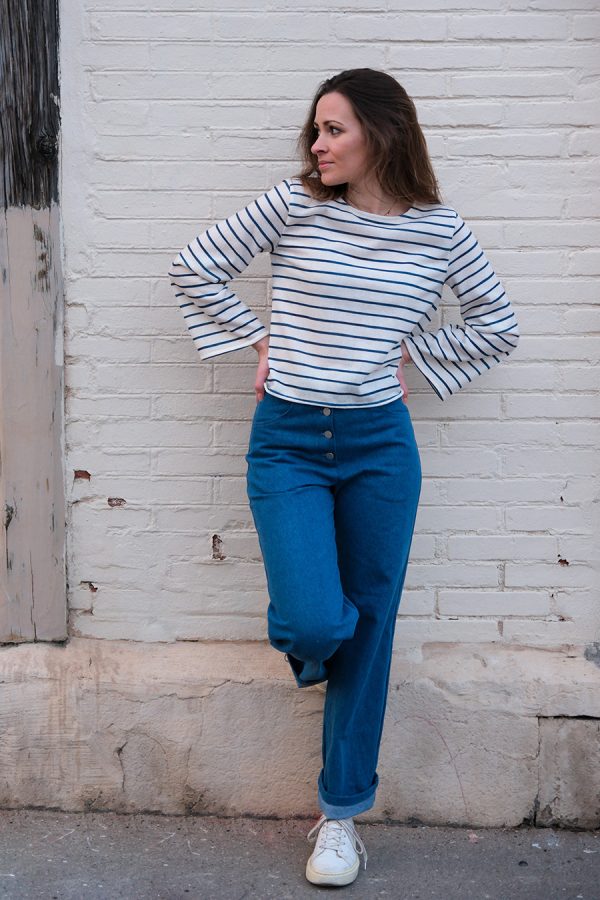 Réalisation - patron de couture - pull - pantalon - Cha' coud - niveau débutant - couture facile - look jeans - patron pull - patron sweat - patron pantalon - patron pantalon boutonné - patron veste jeans - Tilda - Nahée