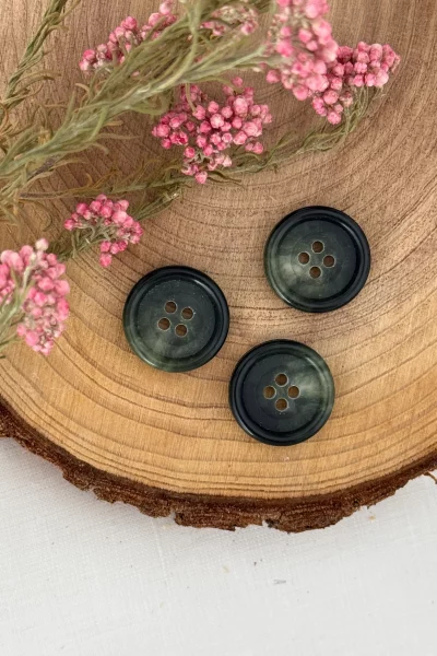 La mercerie Cha' coud, bouton écailles vert 20mm